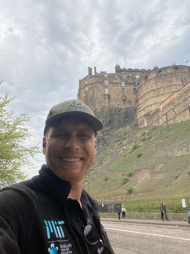 Edinburgh City Loop: Castles, Volcanoes, and Storybook Streets photograph 3
